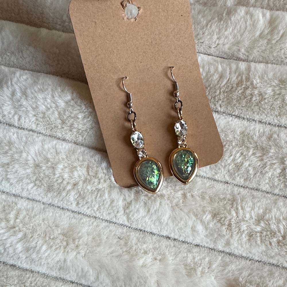 Elegant Gold and Green Drop Earrings